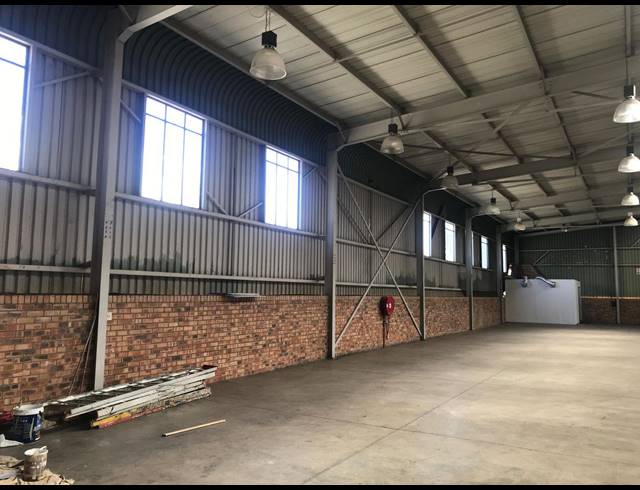 2,316M² WAREHOUSE TO LET IN ROOIHUISKRAAL